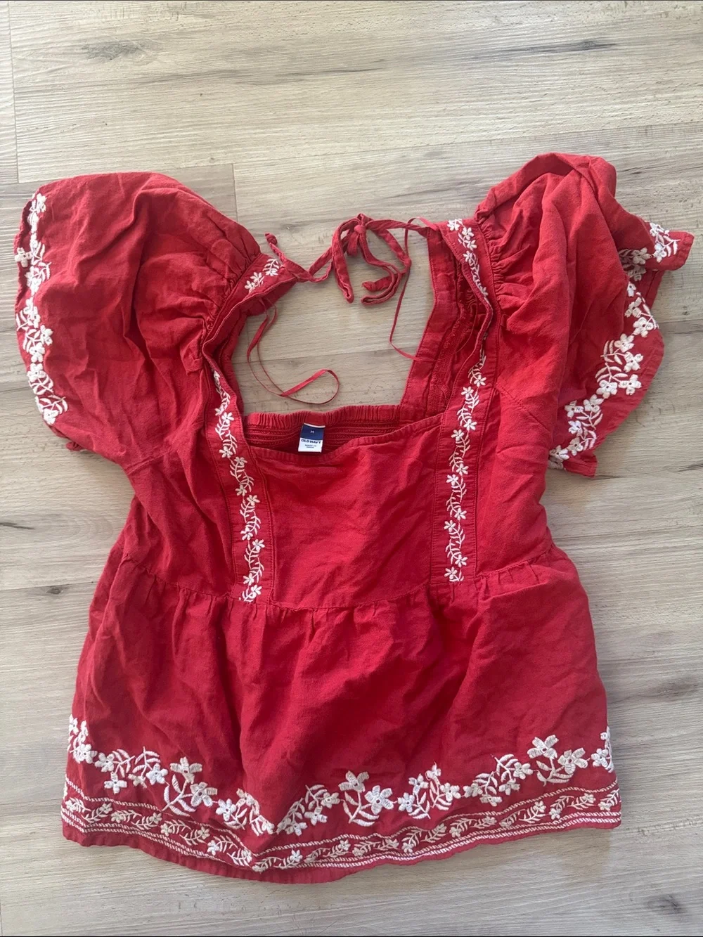 Old Navy Red Puff Sleeve Embroidered Tie-Back Blouse